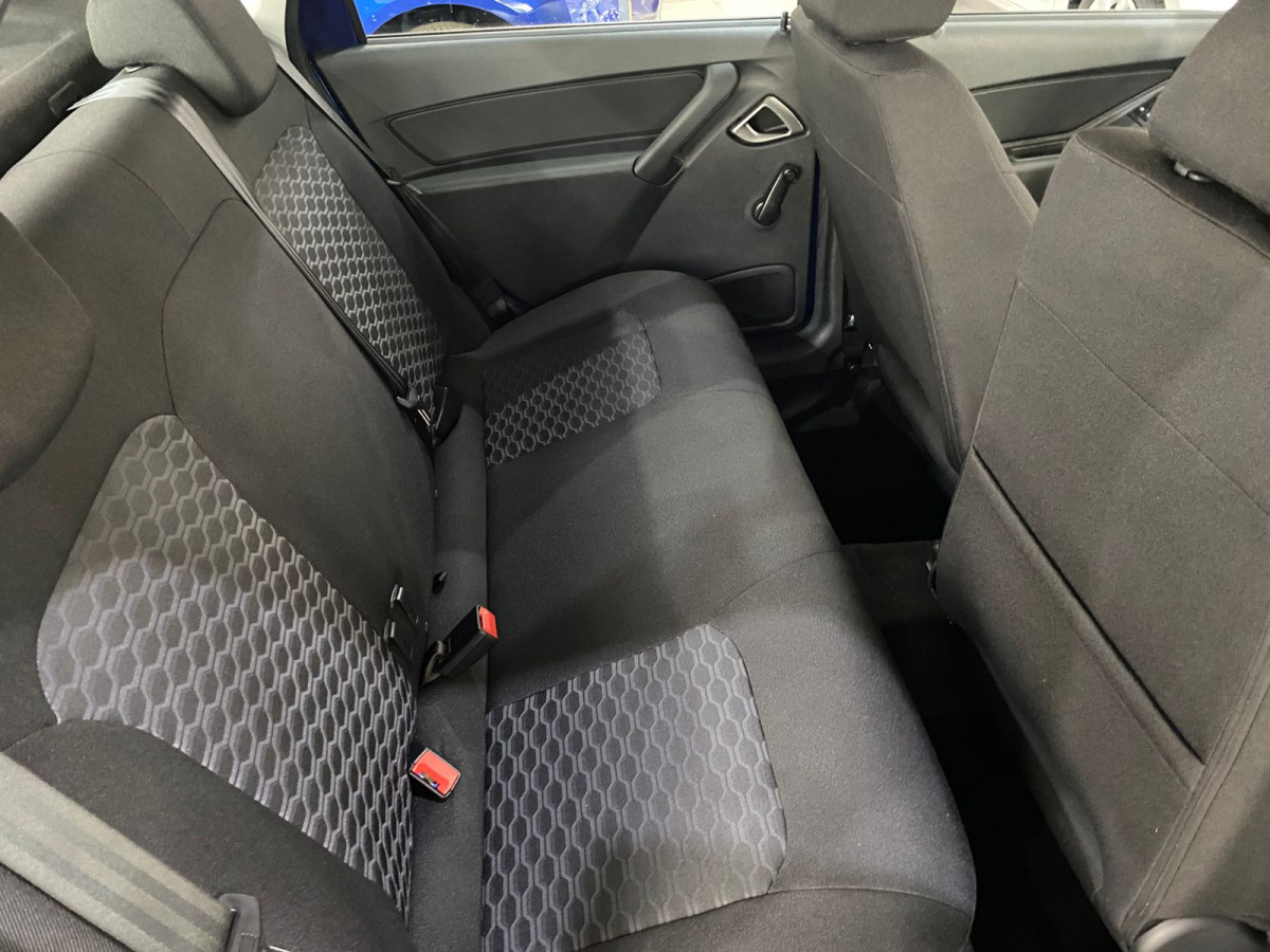 LADA GRANTA 1.6 MT (90 л.с.)