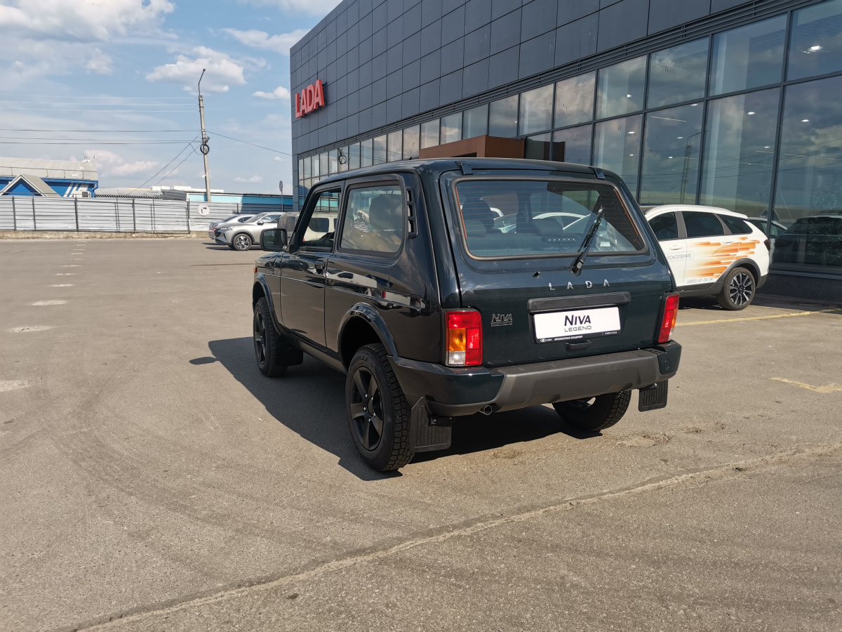LADA NIVA LEGEND 1.7 MT (83 л.с.) 4WD