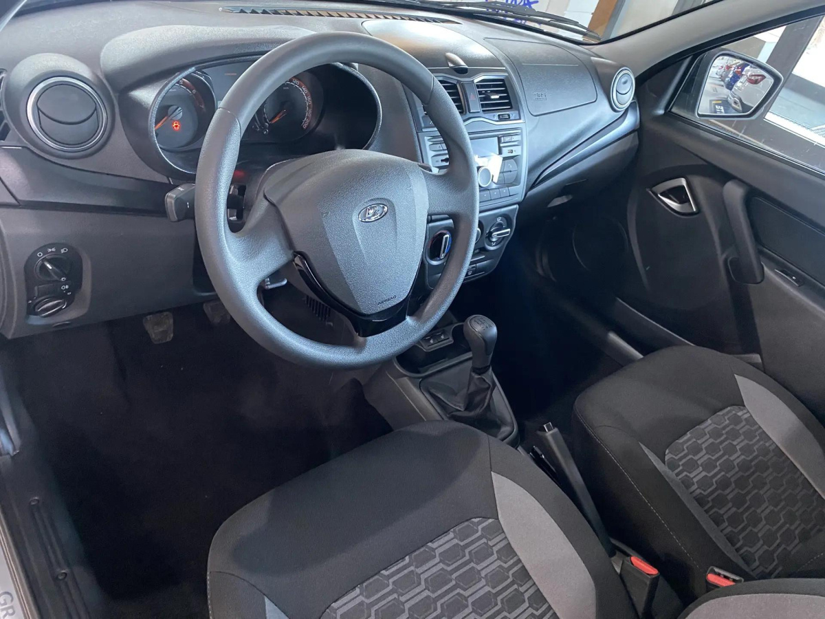 LADA GRANTA 1.6 MT (90 л.с.)