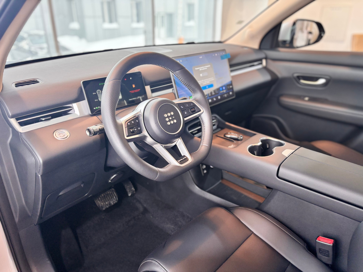 EVOLUTE I-SPACE 1.5hyb CVT (367 л.с.) 4WD
