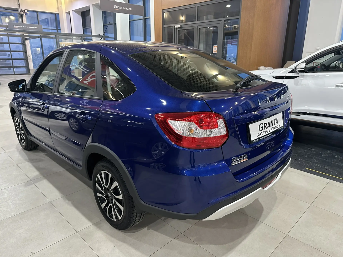 LADA GRANTA Active Cross 1.6 MT (90 л.с.)