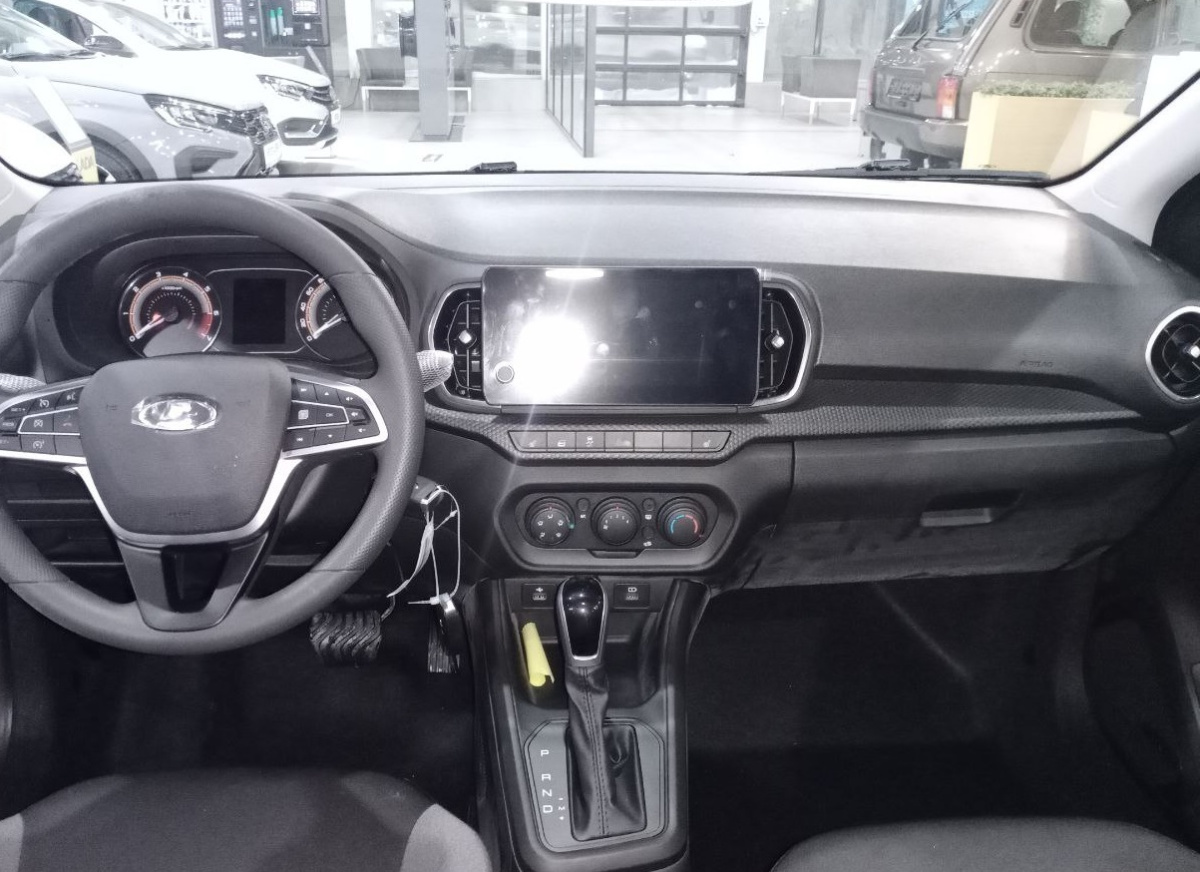 LADA ISKRA 1.6 CVT (106 л.с.)