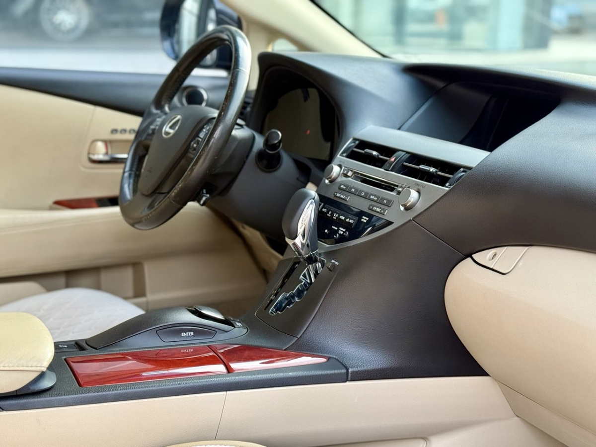 Lexus RX, III 270 2.7 AT (188 л.с.)