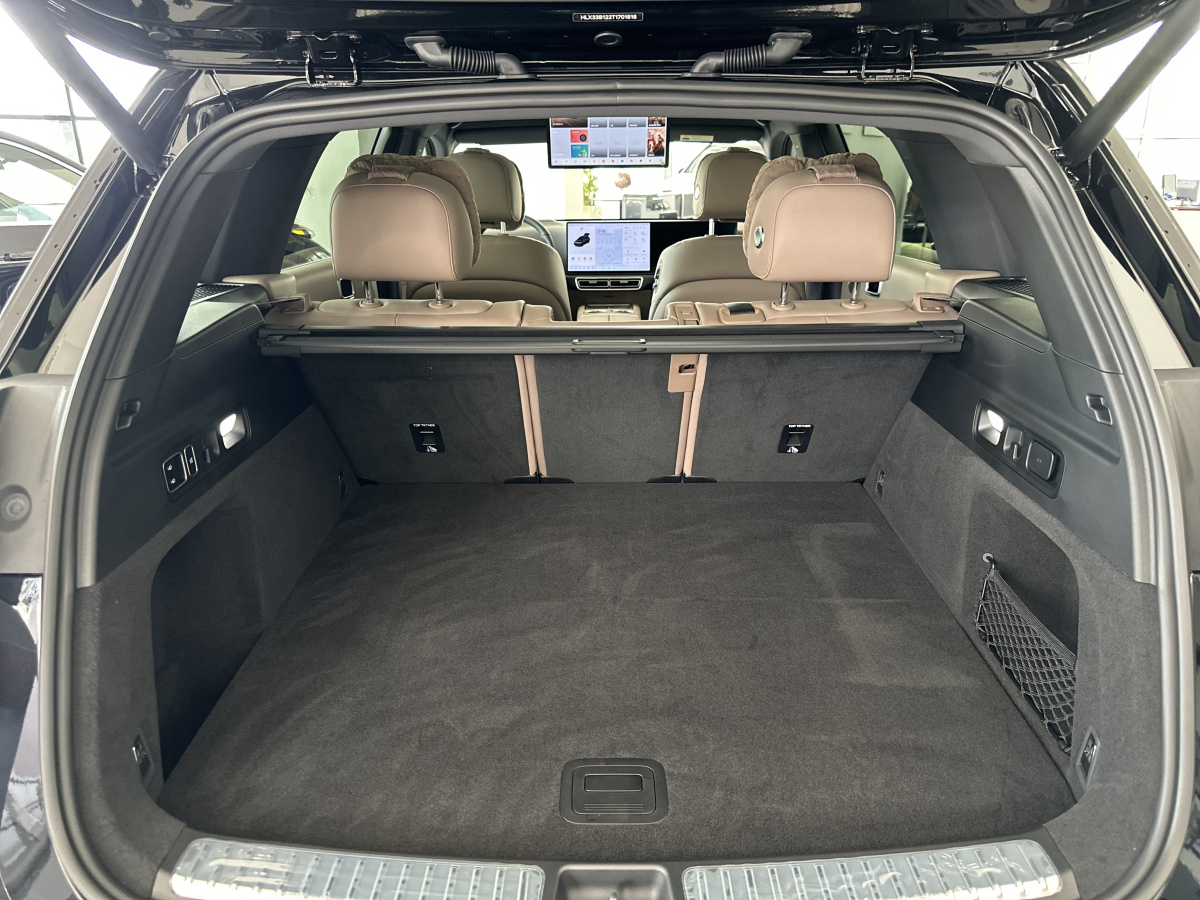 LIXIANG L7 52.3 kWh 1.5hyb AT (449 л.с.) 4WD