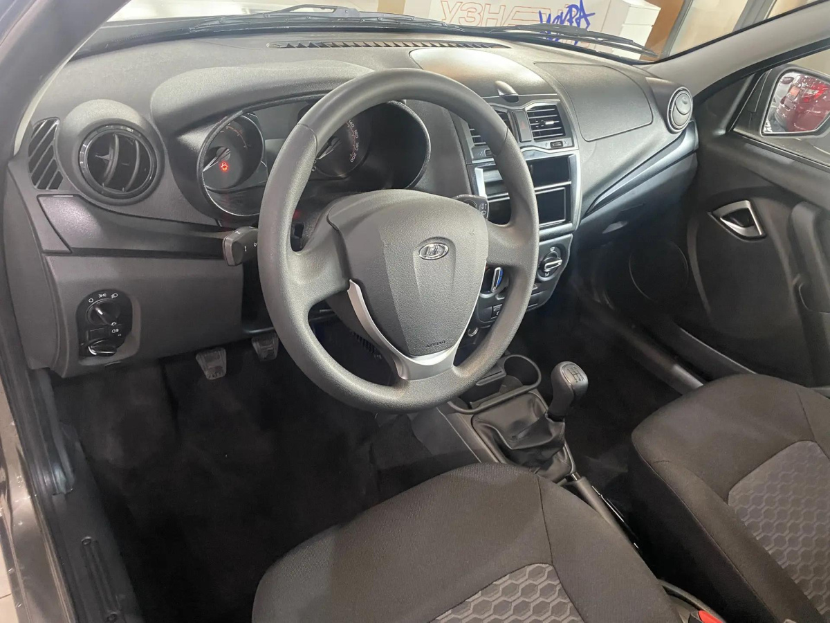 LADA GRANTA 1.6 MT (90 л.с.)