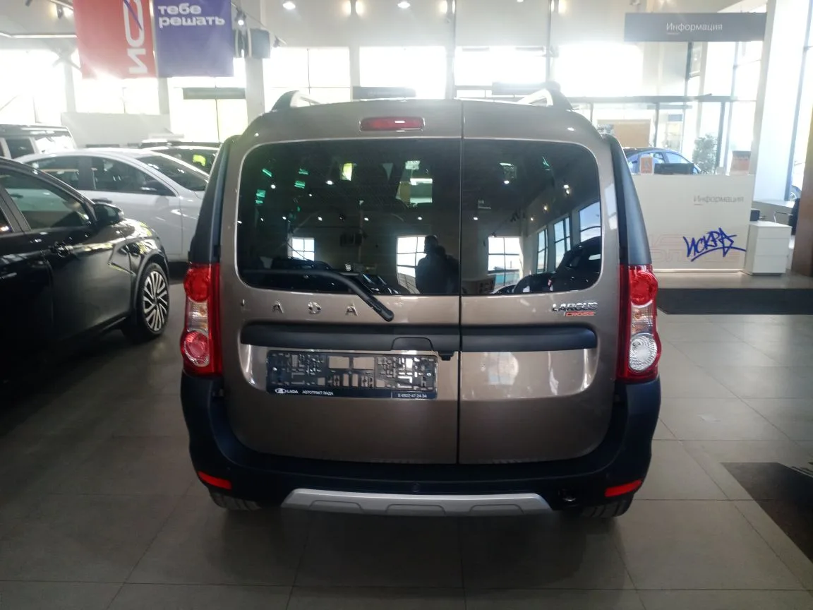 LADA LARGUS Cross 1.6 MT (106 л.с.)