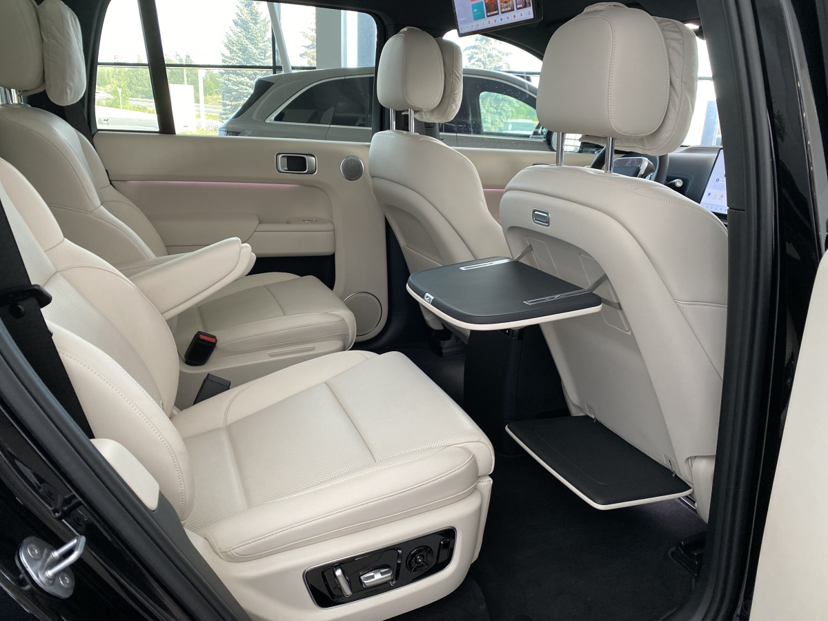 LIXIANG L9 52.3 kWh 1.5hyb AT (449 л.с.) 4WD