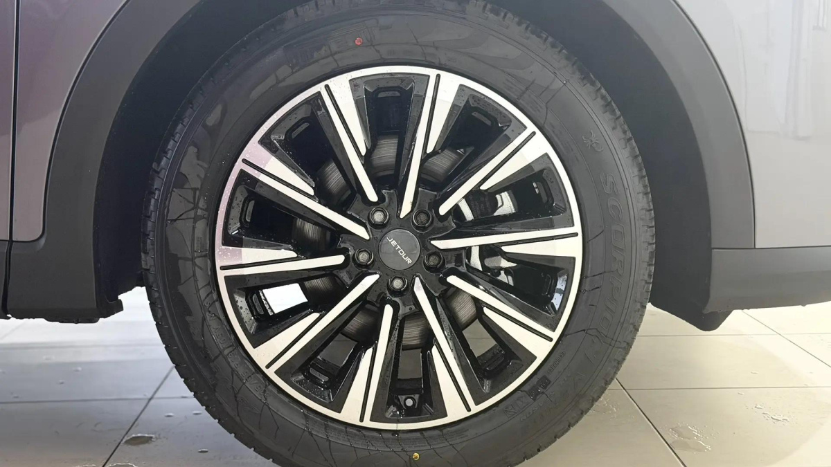 JETOUR X70 + 1.6 AMT (190 л.с.)