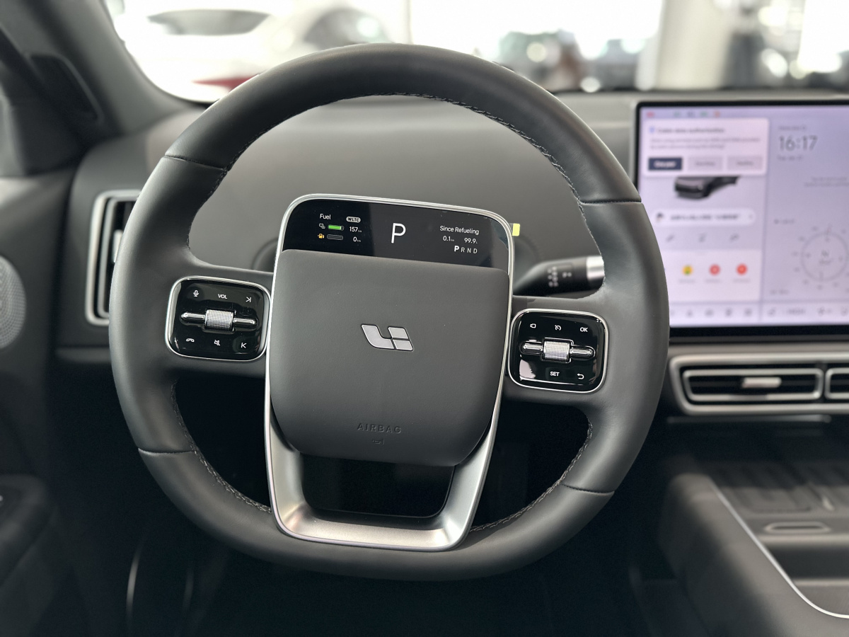 LIXIANG L6 1.5hyb AT (408 л.с.) 4WD