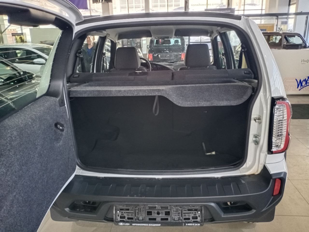 LADA NIVA TRAVEL 1.8 MT (90 л.с.) 4WD