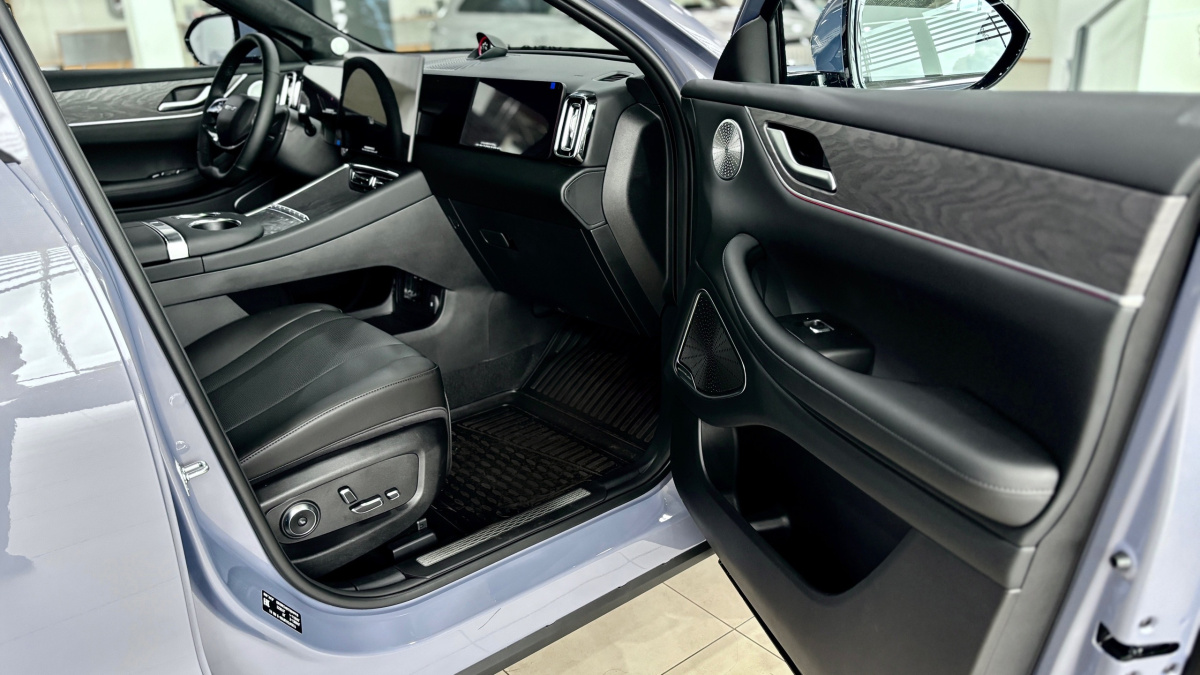 EXEED ESTEO MX 2.0 AT (197 л.с.) 4WD