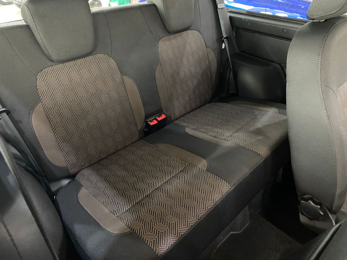 LADA NIVA LEGEND 1,8 (90 л.с) 4WD
