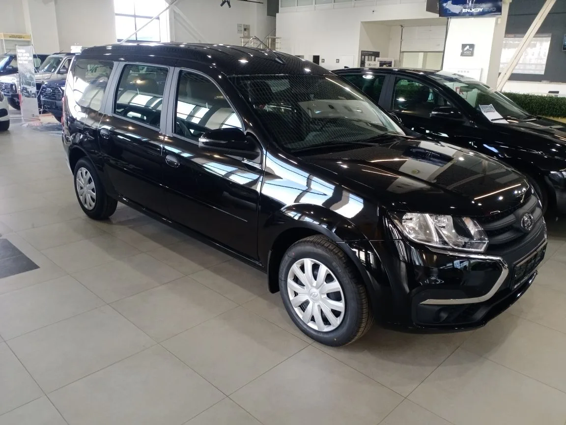 LADA LARGUS 1.6 MT (106 л.с.)