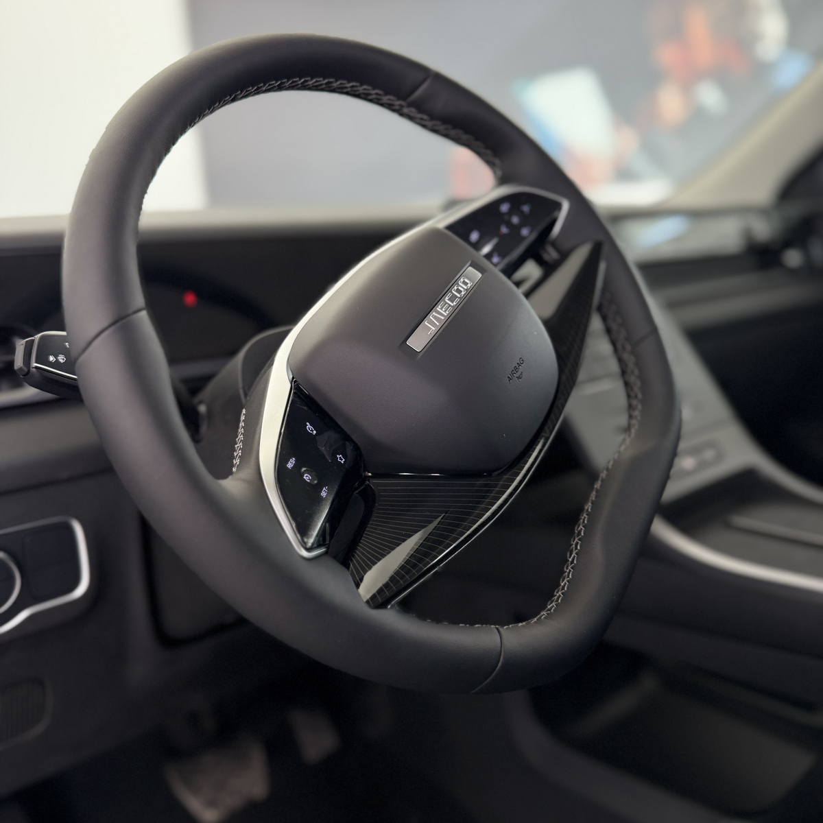 JAECOO J6 1.5 AMT (147 л.с.)