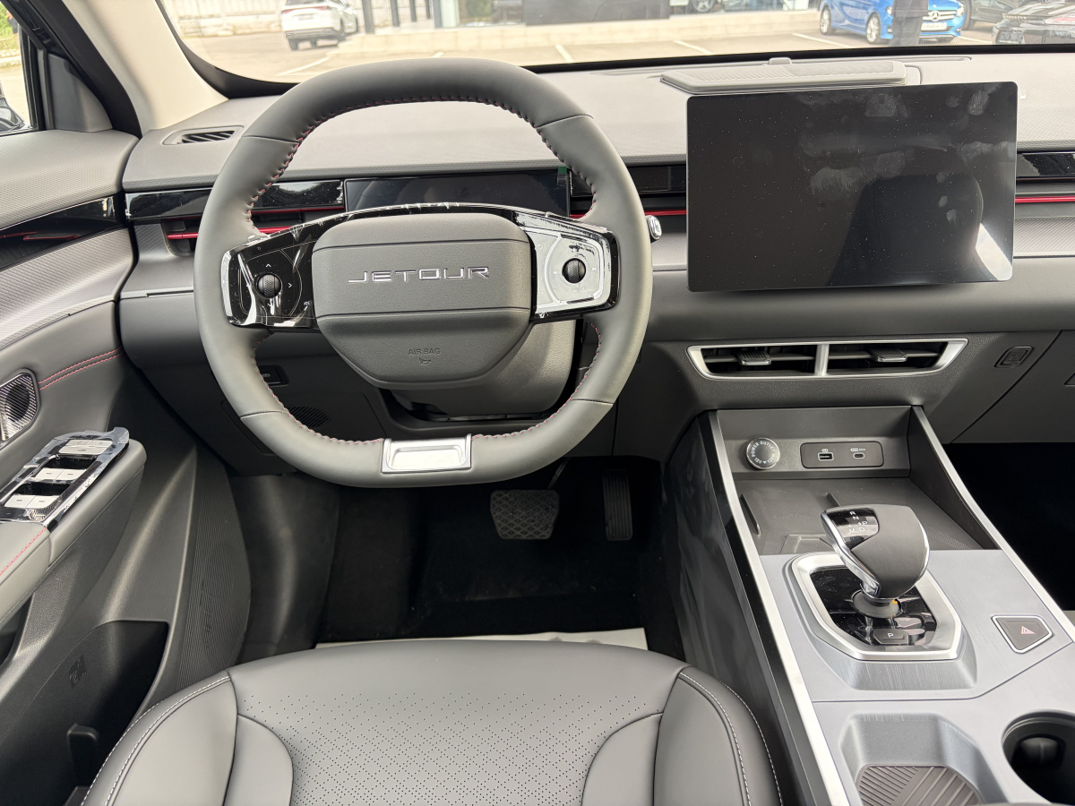 JETOUR DASHING 1.5 AMT (147 л.с.)