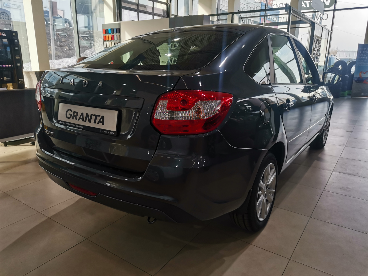 LADA GRANTA 1.6 MT (90 л.с.)