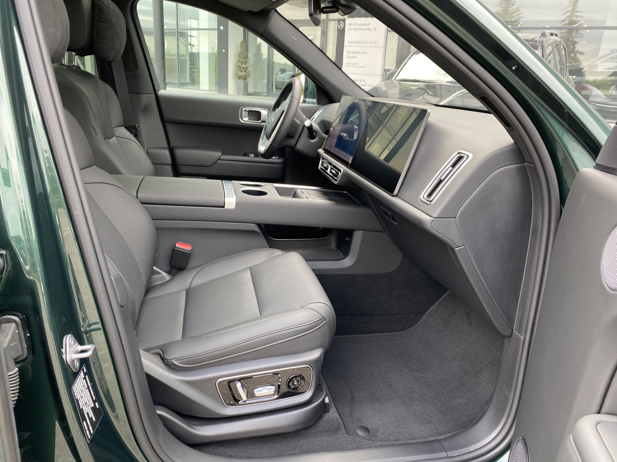 LIXIANG L7 52.3 kWh 1.5hyb AT (449 л.с.) 4WD