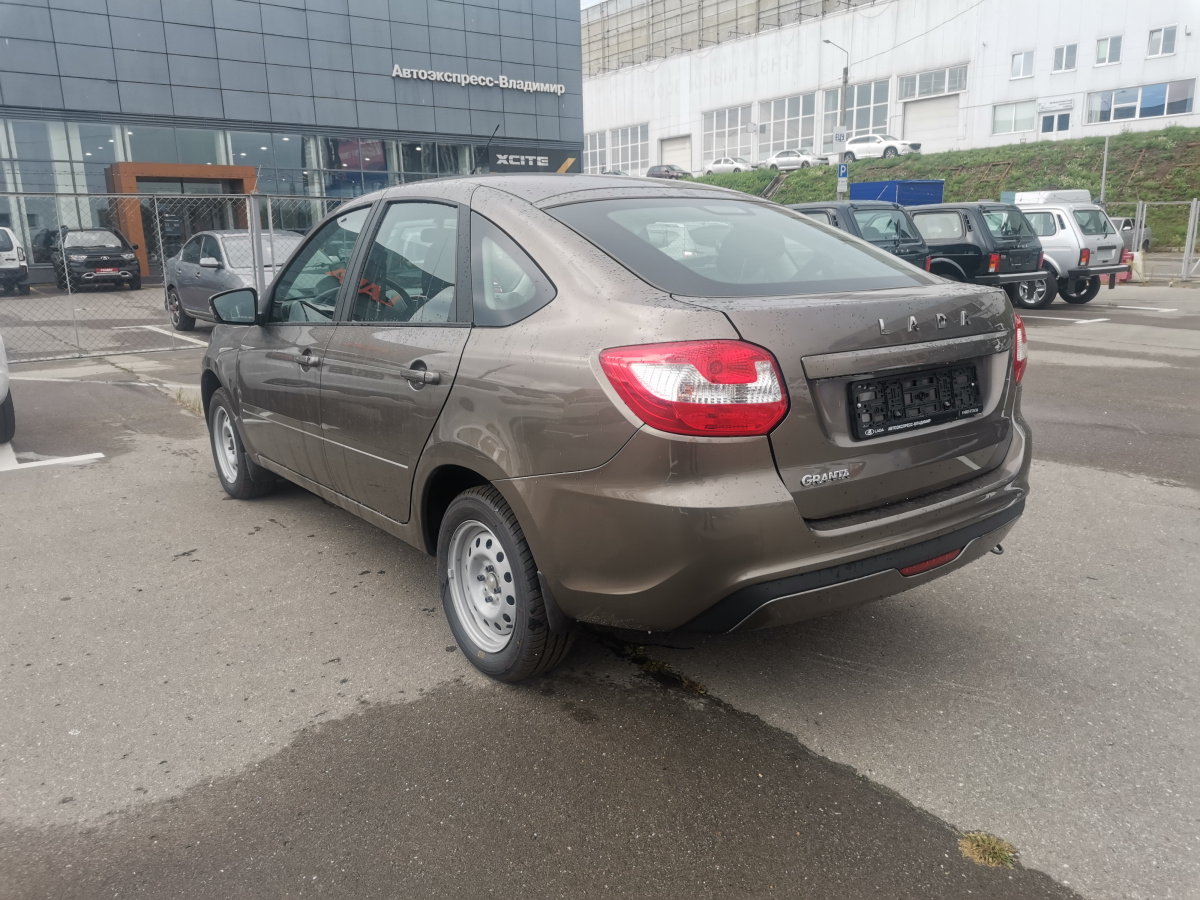 LADA GRANTA 1.6 MT (90 л.с.)