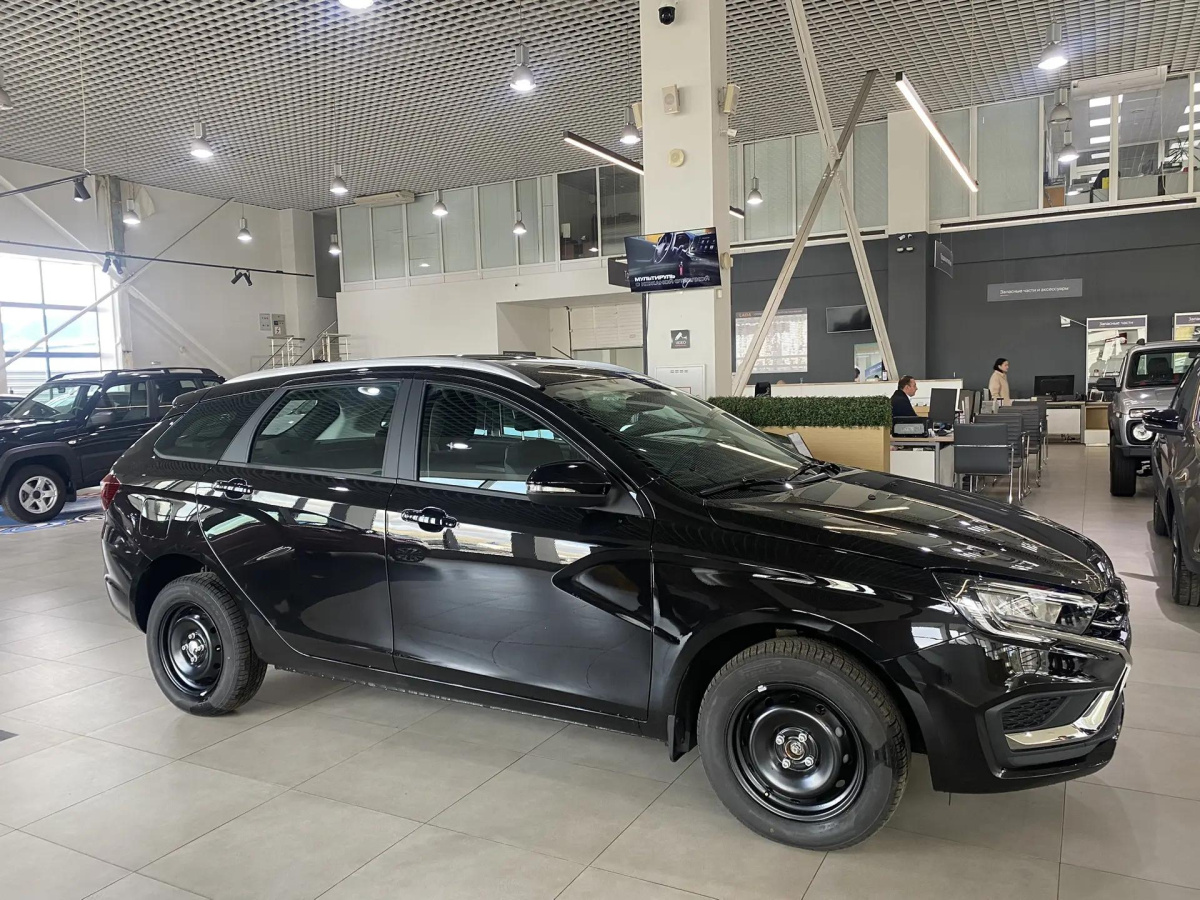 LADA VESTA SW 1.6 CVT (106 л.с.)