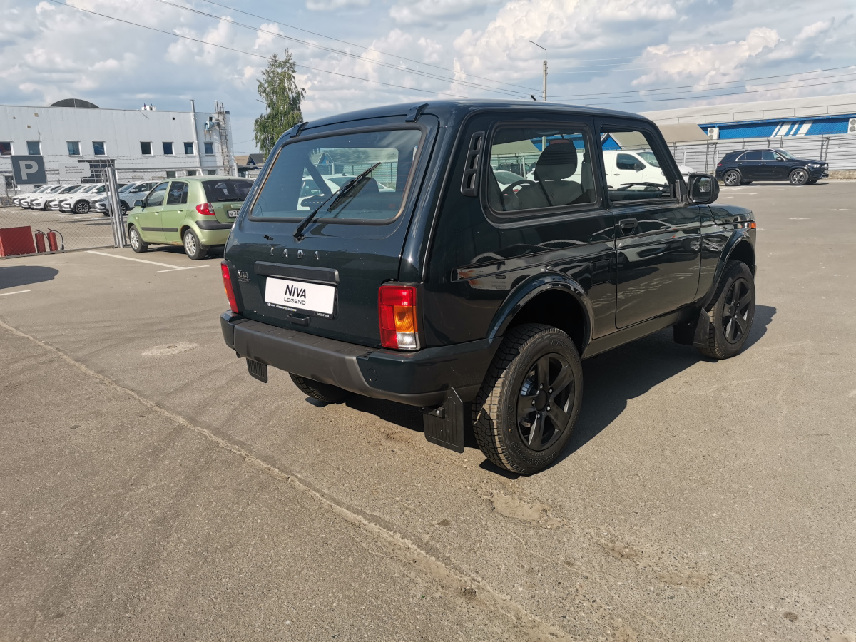 LADA NIVA LEGEND 1.7 MT (83 л.с.) 4WD