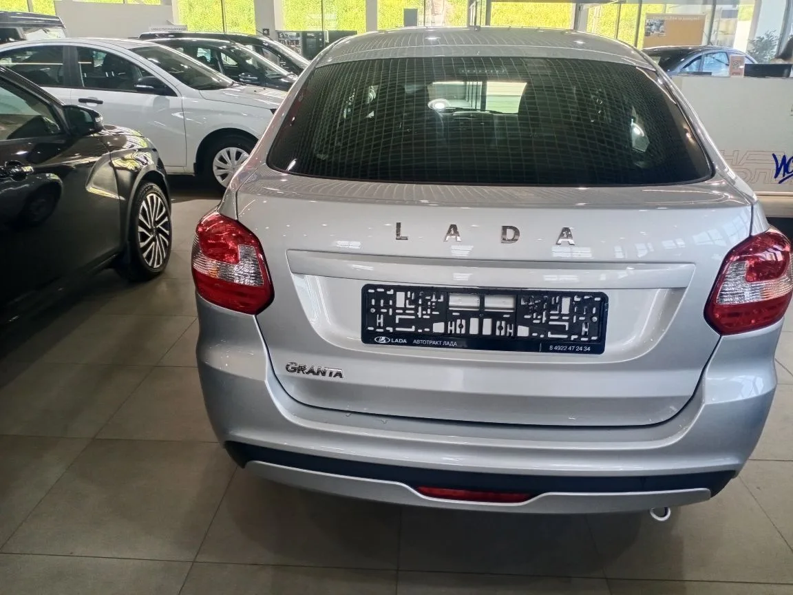 LADA GRANTA 1.6 MT (90 л.с.)