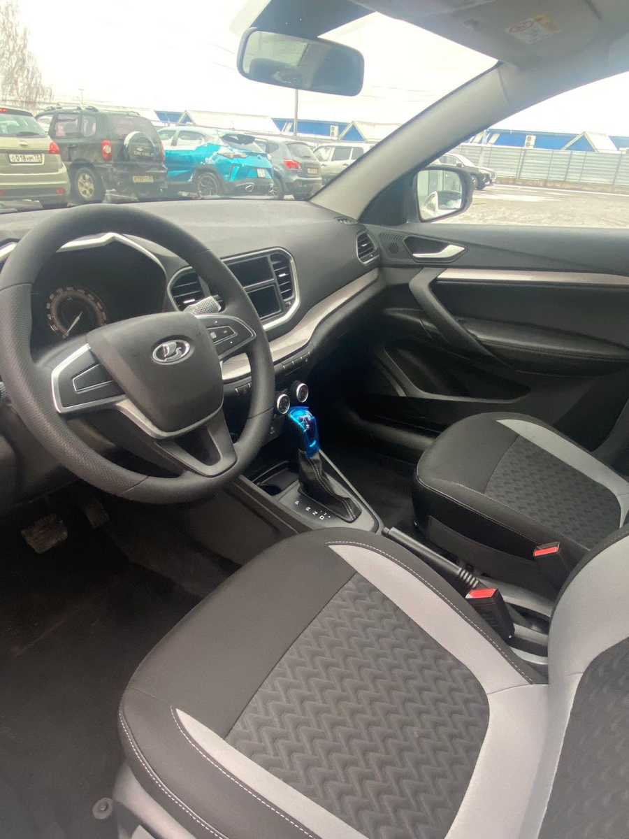 LADA VESTA 1.6 CVT (106 л.с.)