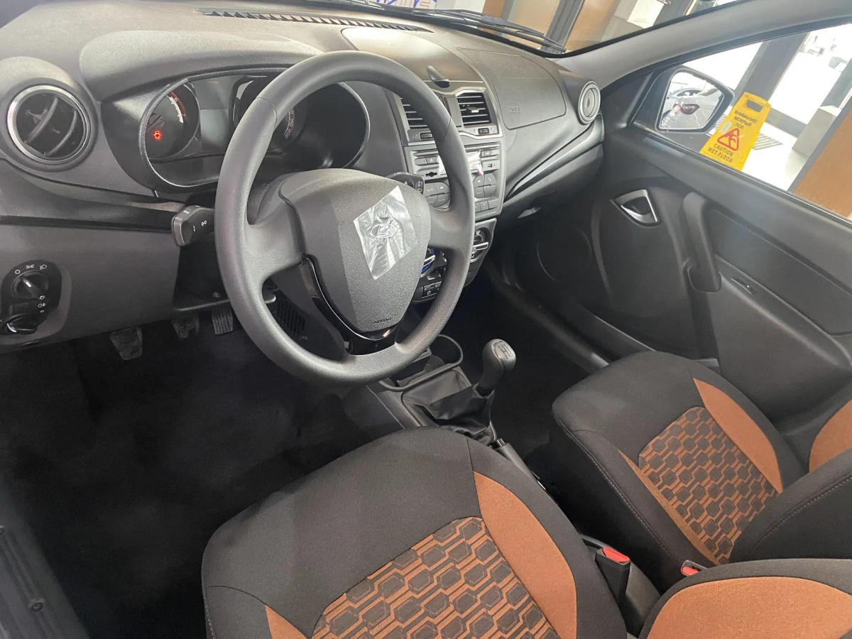 LADA GRANTA Cross 1.6 MT (90 л.с.)