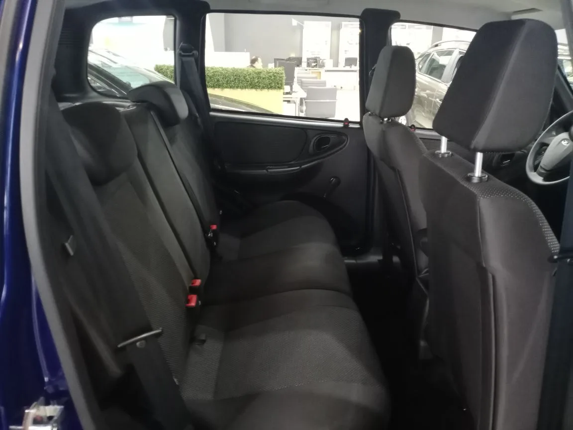 LADA NIVA TRAVEL 1.8 MT (90 л.с.) 4WD