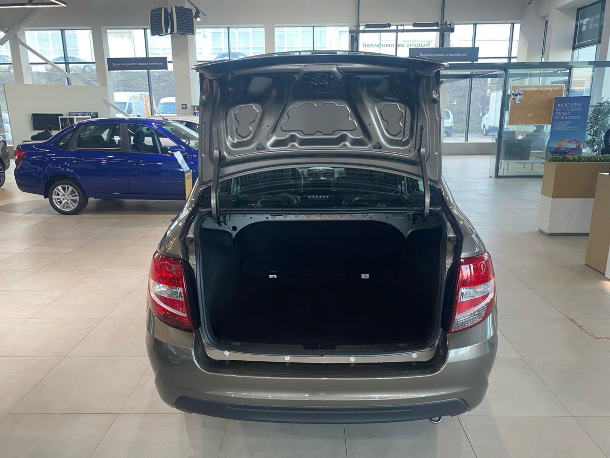 LADA GRANTA 1.6 MT (90 л.с.)