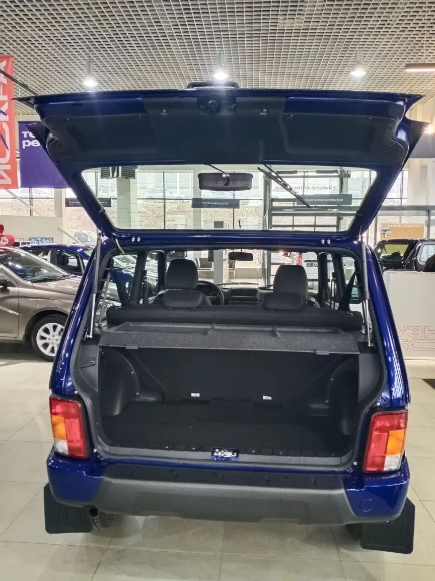 LADA NIVA LEGEND 1.7 MT (83 л.с.) 4WD