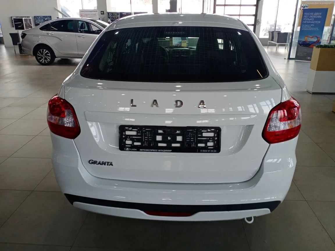 LADA GRANTA 1.6 MT (90 л.с.)