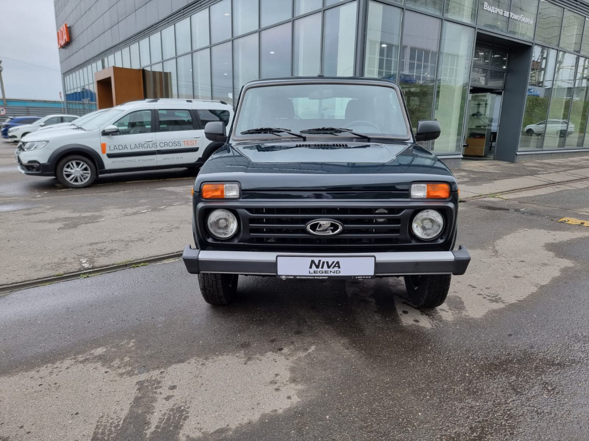 LADA NIVA LEGEND 1.7 MT (83 л.с.) 4WD