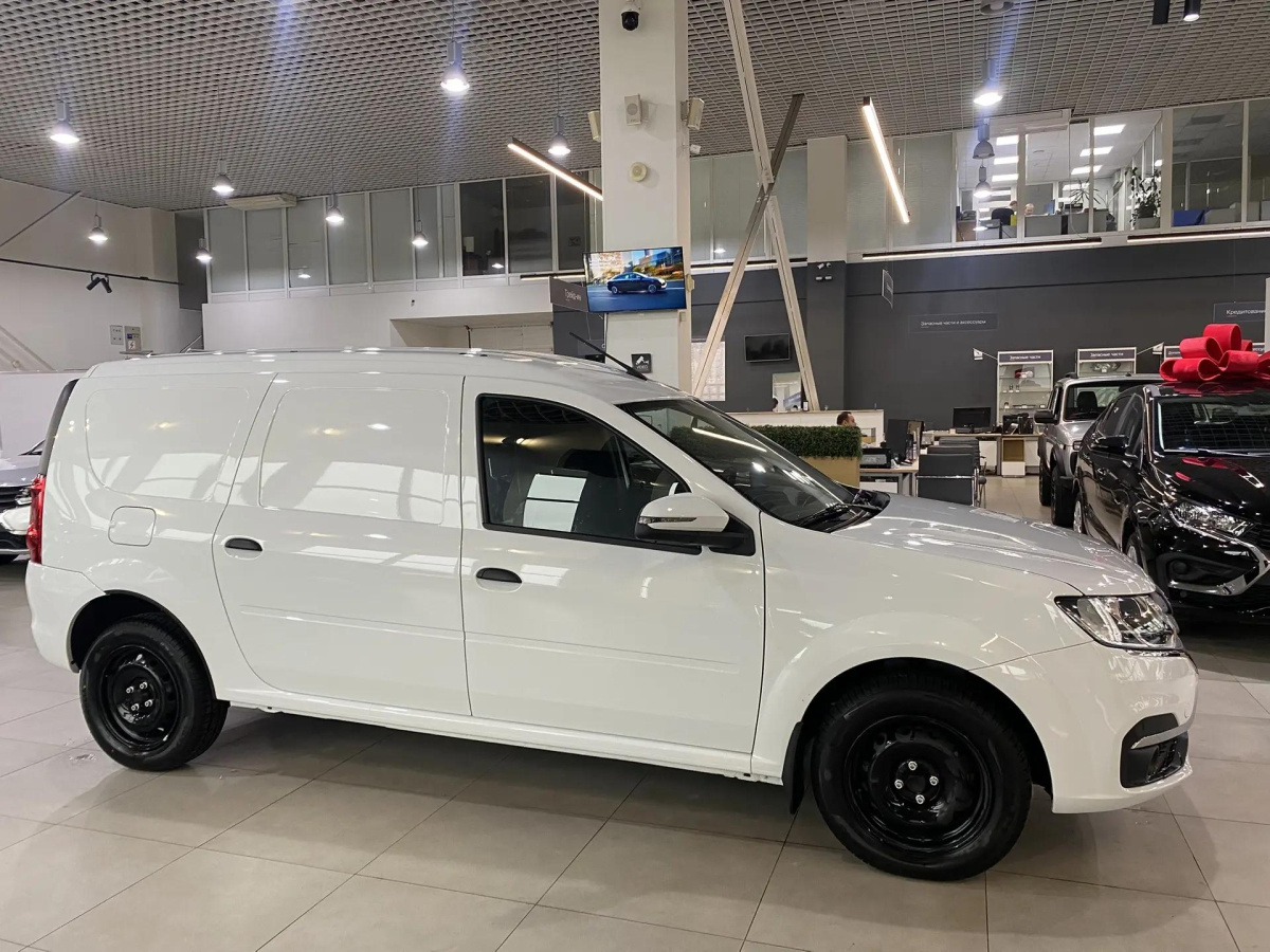 LADA LARGUS 1.6 MT (90 л.с.)