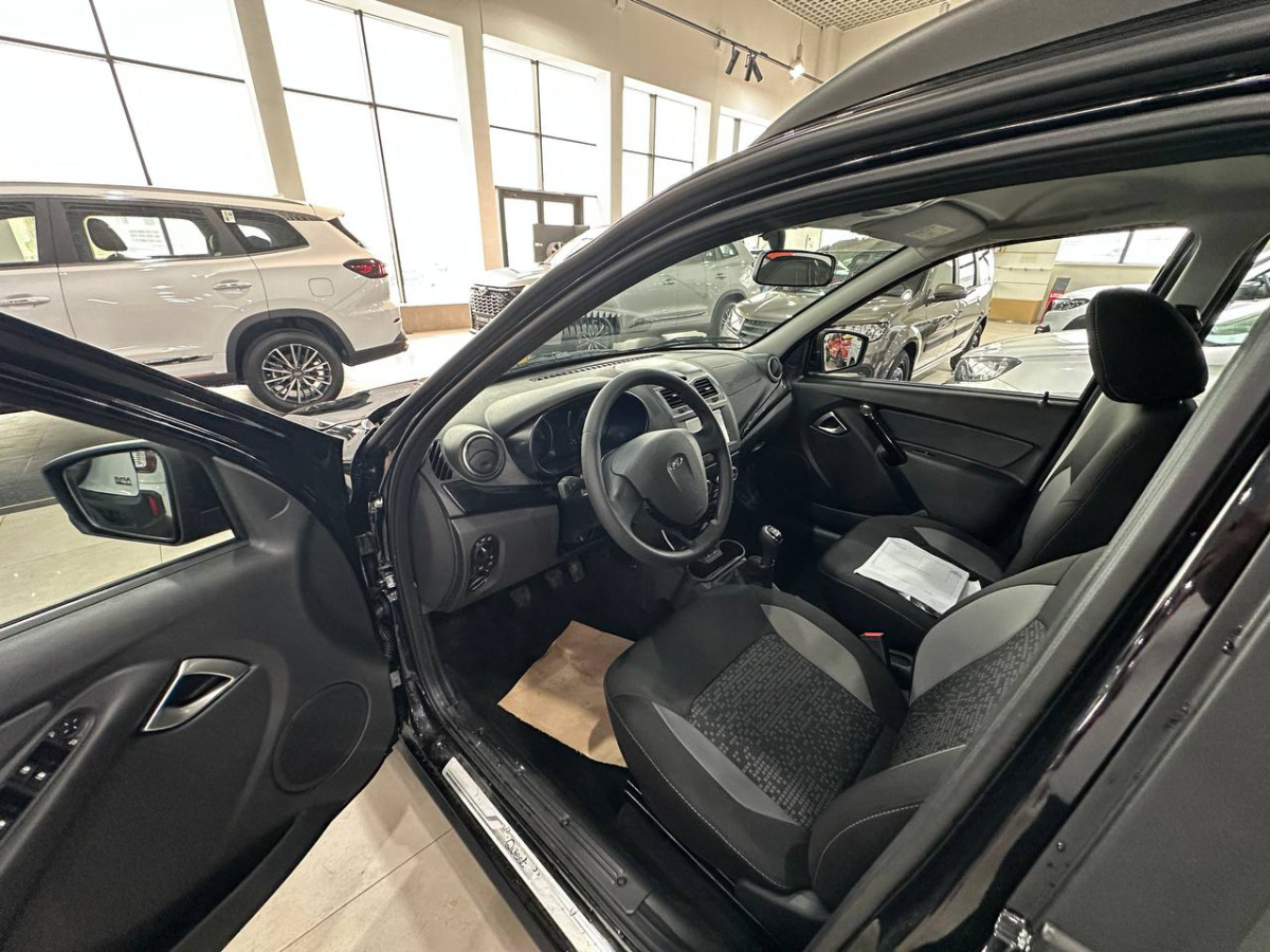 LADA GRANTA Cross 1.6 MT (106 л.с.)