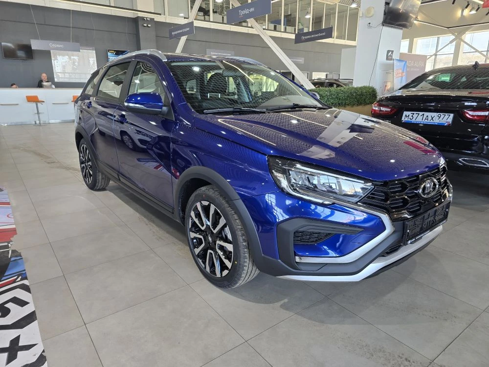 LADA VESTA SW Cross 1.6 MT (106 л.с.)