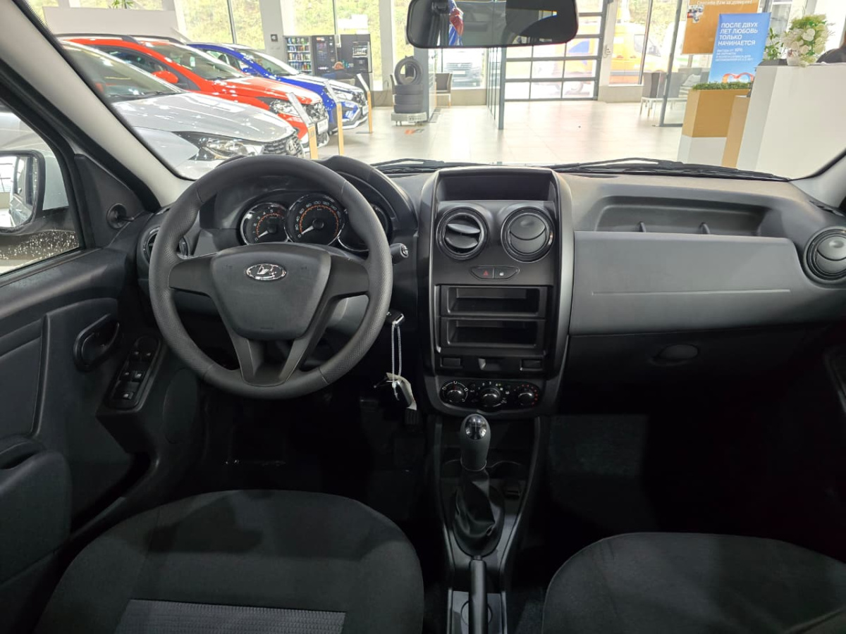 LADA LARGUS 1.6 MT (90 л.с.)