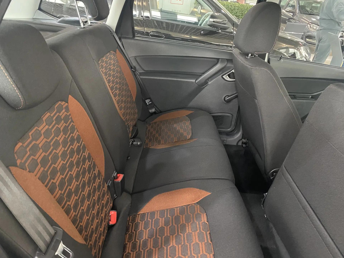 LADA GRANTA Cross 1.6 MT (90 л.с.)