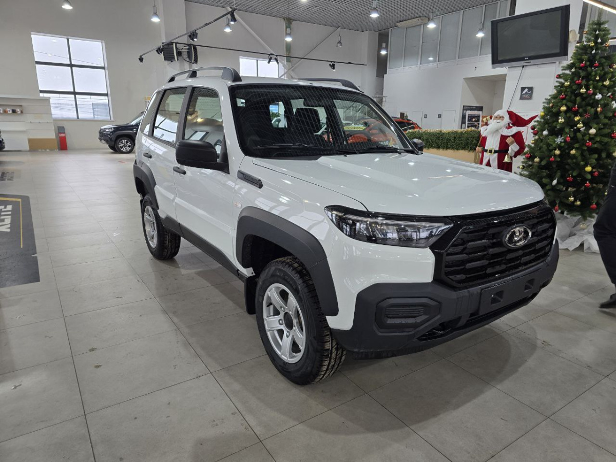 LADA NIVA TRAVEL 1.8 MT (90 л.с.) 4WD