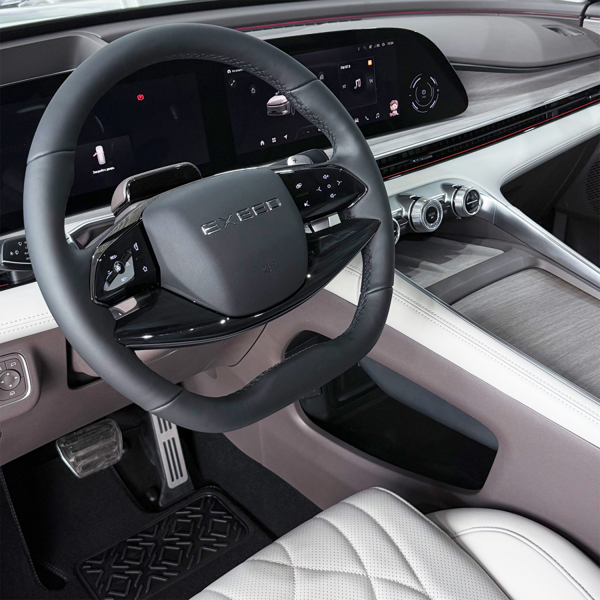 EXEED RX 2.0 AMT (197 л.с.) 4WD