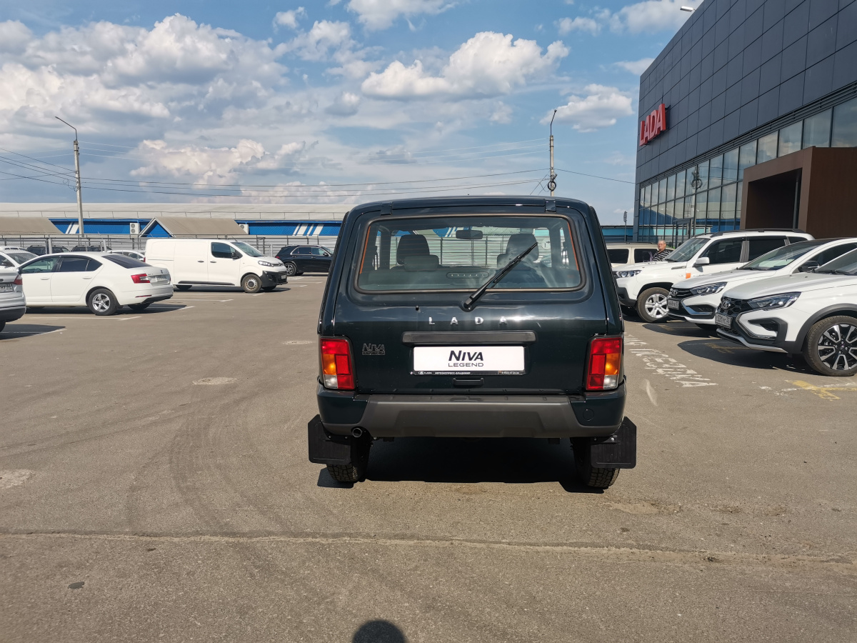 LADA NIVA LEGEND 1.7 MT (83 л.с.) 4WD