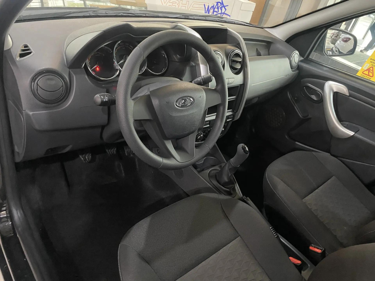LADA LARGUS 1.6 MT (106 л.с.)