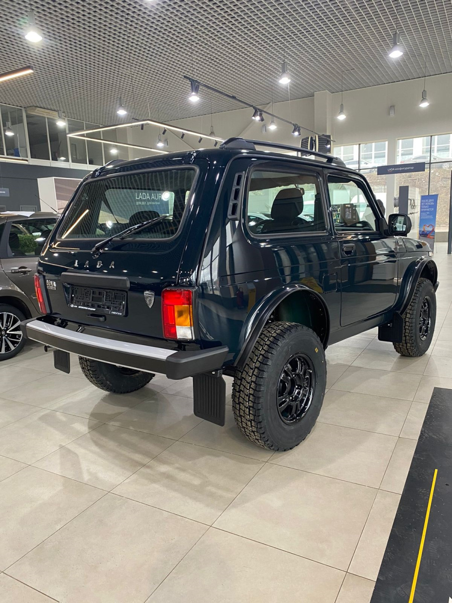 LADA NIVA LEGEND Bronto 1.7 MT (83 л.с.) 4WD
