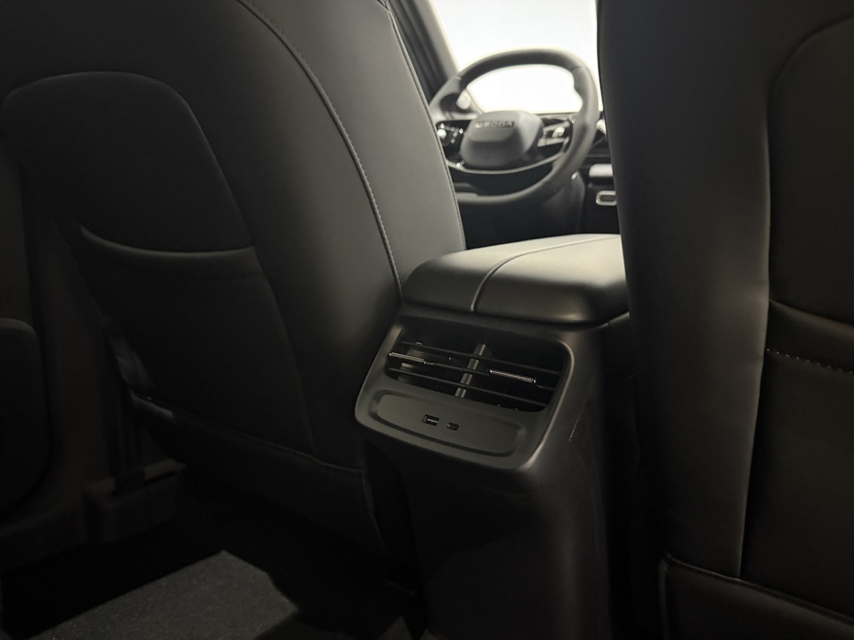 OMODA C7 1.6 AMT (150 л.с.) 4WD