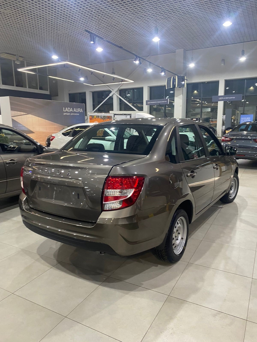 LADA GRANTA 1.6 MT (90 л.с.)