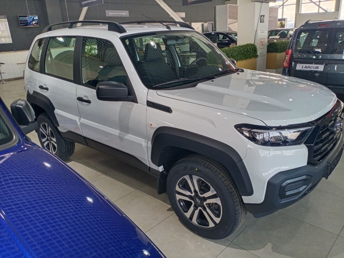 LADA NIVA TRAVEL 1.8 MT (90 л.с.) 4WD