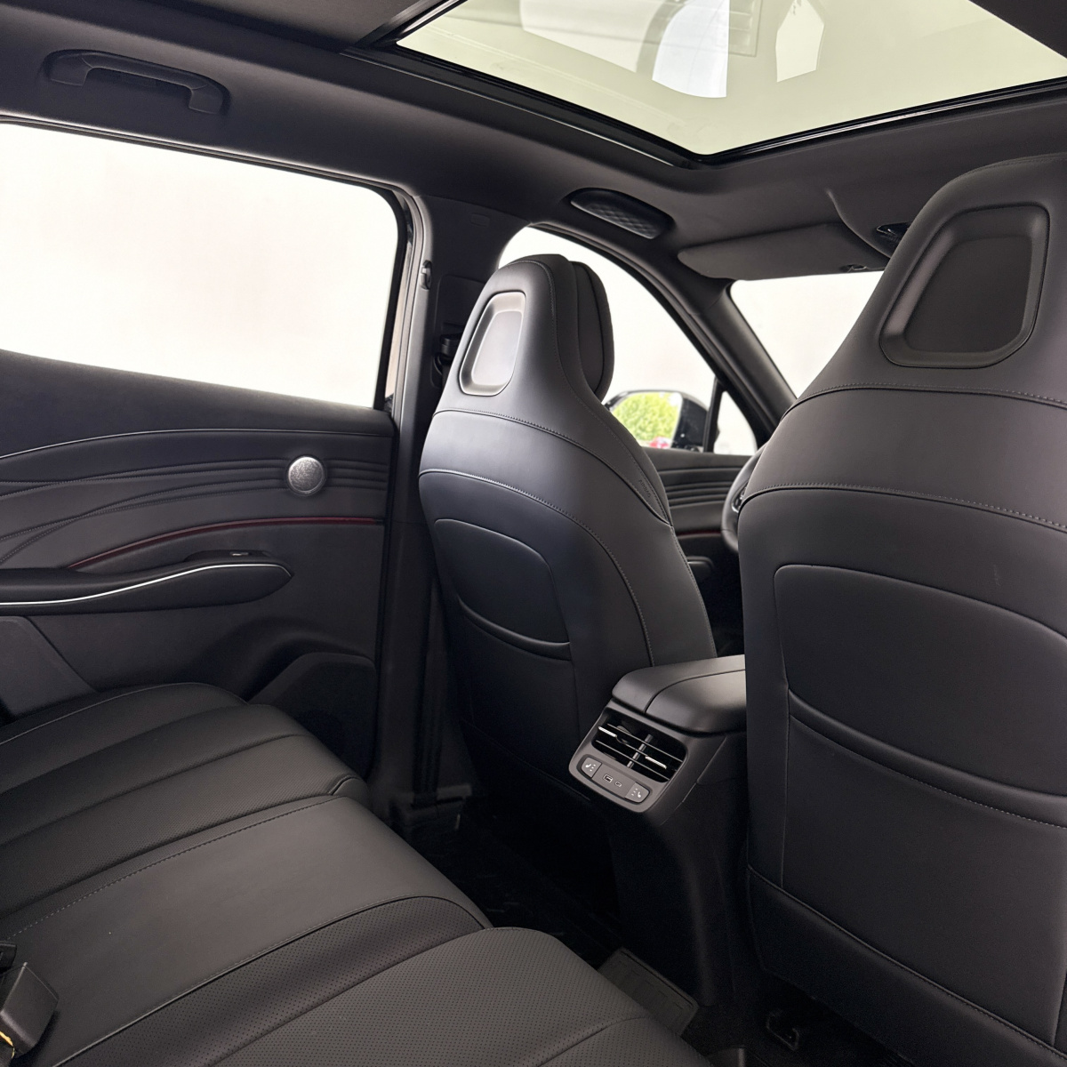 OMODA C7 1.6 AMT (150 л.с.) 4WD