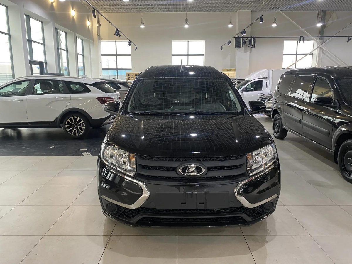 LADA LARGUS 1.6 MT (90 л.с.)