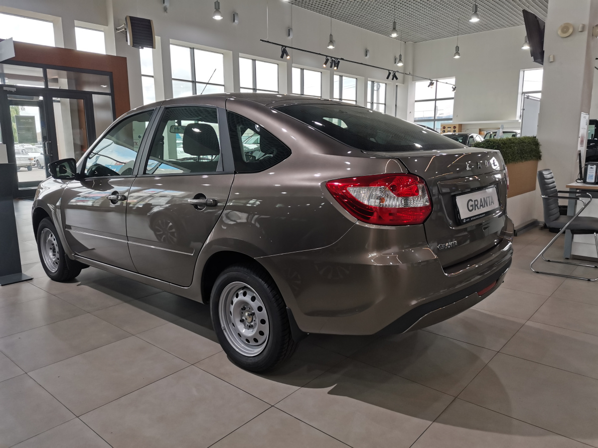 LADA GRANTA 1.6 MT (90 л.с.)
