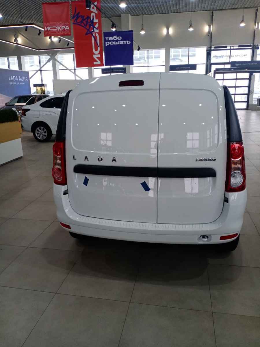 LADA LARGUS 1.6 MT (90 л.с.)