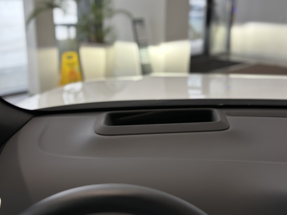 LIXIANG L7 52.3 kWh 1.5hyb AT (449 л.с.) 4WD